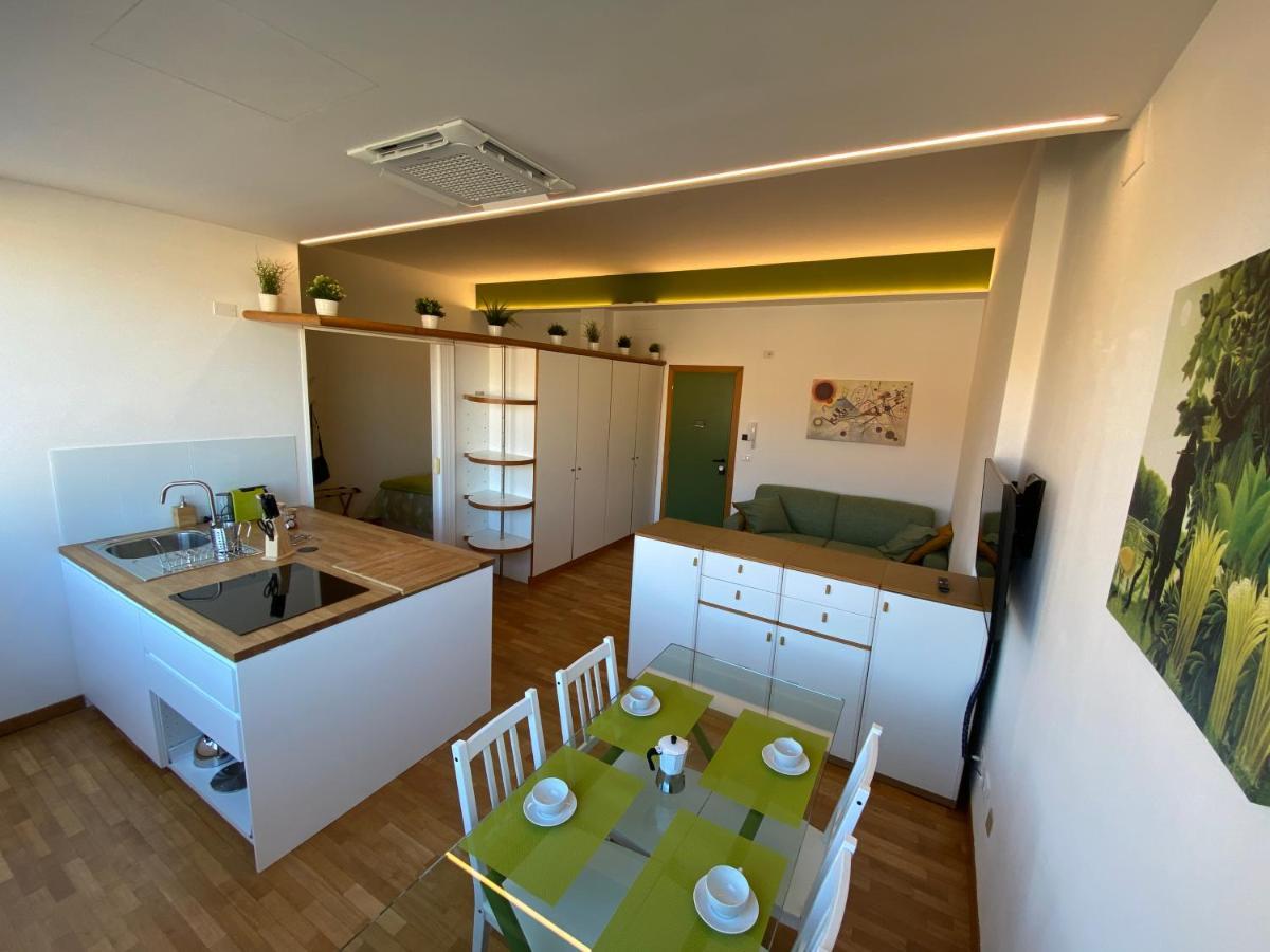 Green House Apartment *